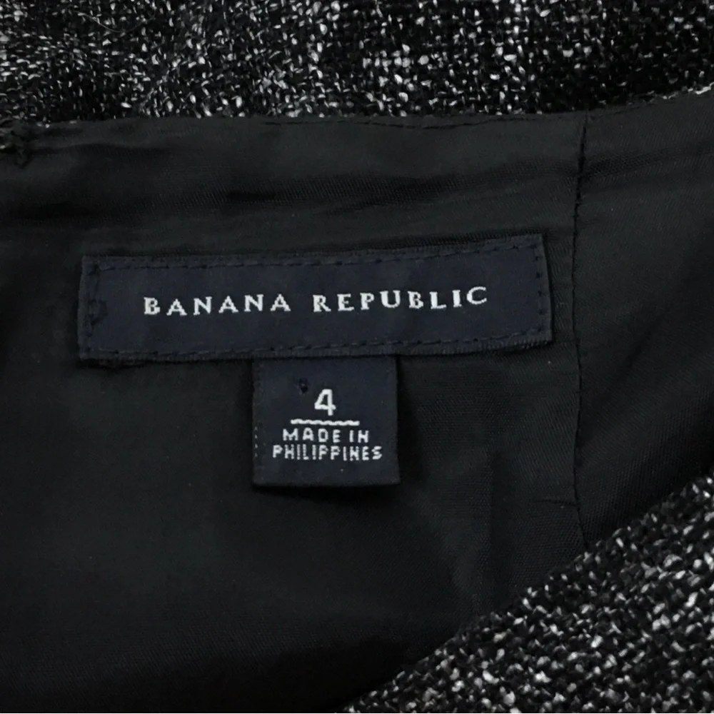 BANANA REPUBLIC Pencil Skirt Wool Tweed Dark Academia Classic Style Size 4